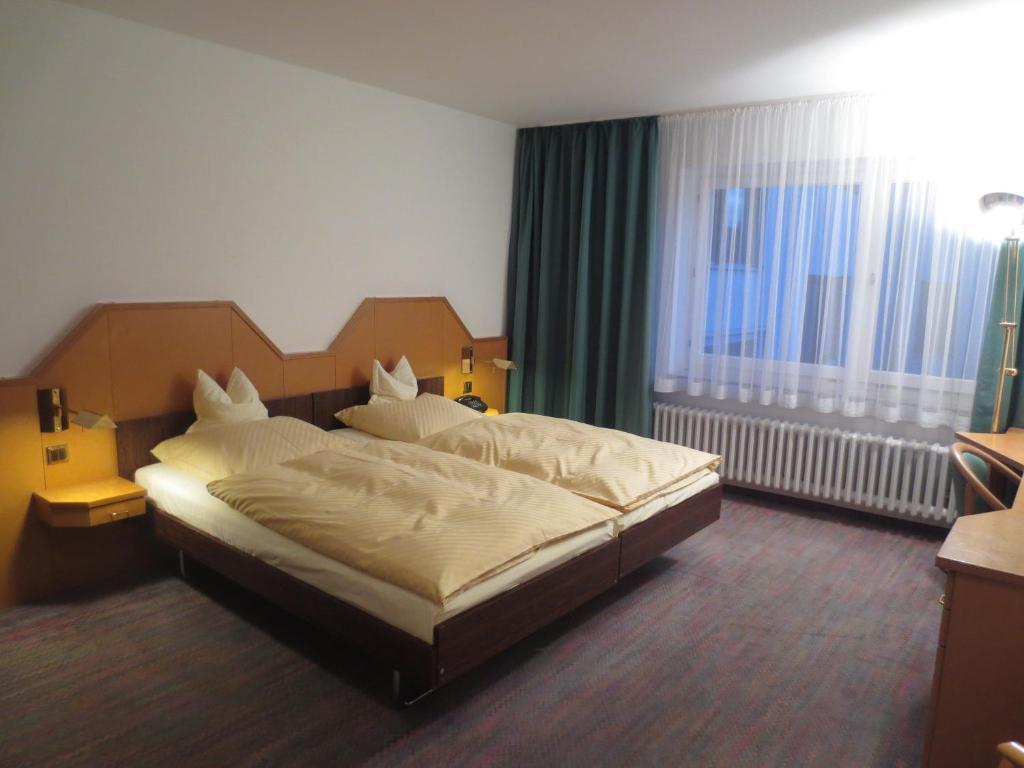 Parkhotel Goldlinde Bodenwerder Ngoại thất bức ảnh