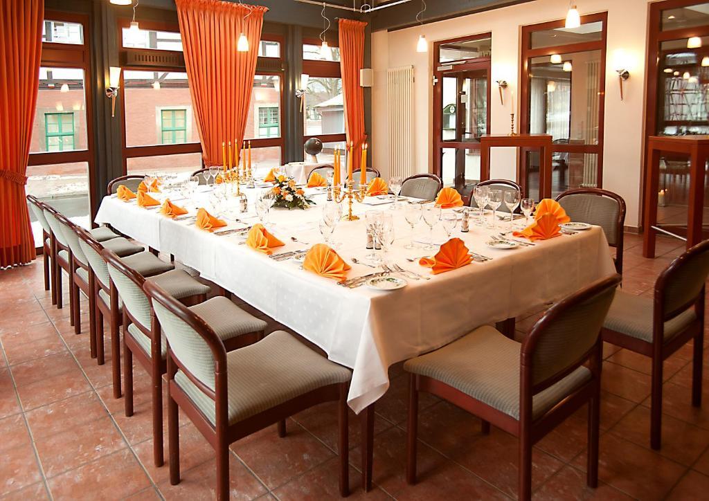 Parkhotel Goldlinde Bodenwerder Ngoại thất bức ảnh