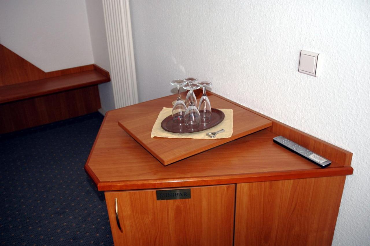 Parkhotel Goldlinde Bodenwerder Ngoại thất bức ảnh