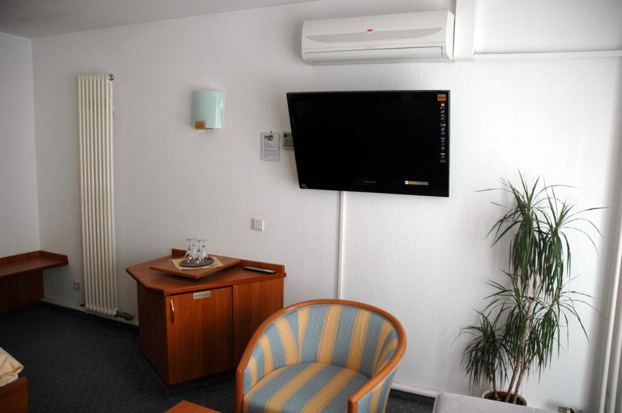 Parkhotel Goldlinde Bodenwerder Ngoại thất bức ảnh